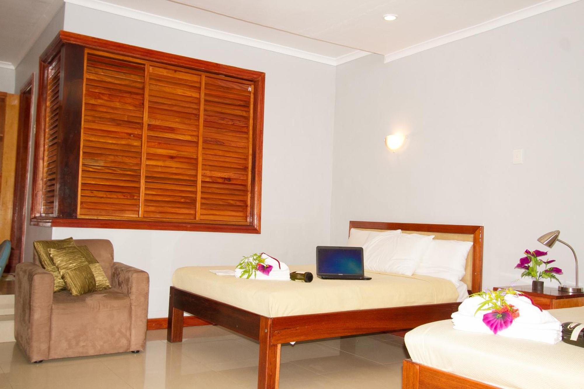 Hideaway Hotel Порт Морсби Стая снимка
