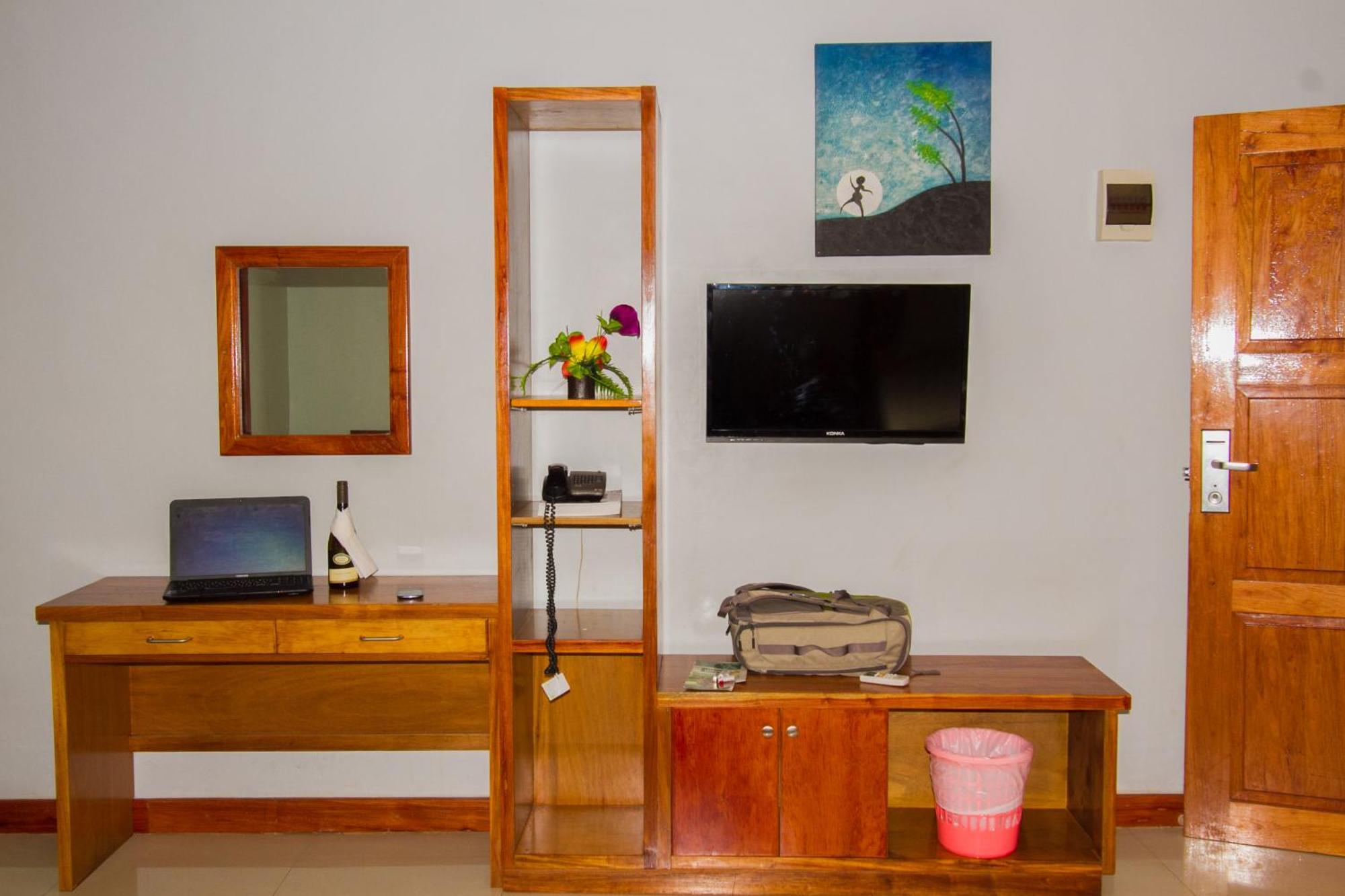 Hideaway Hotel Порт Морсби Стая снимка