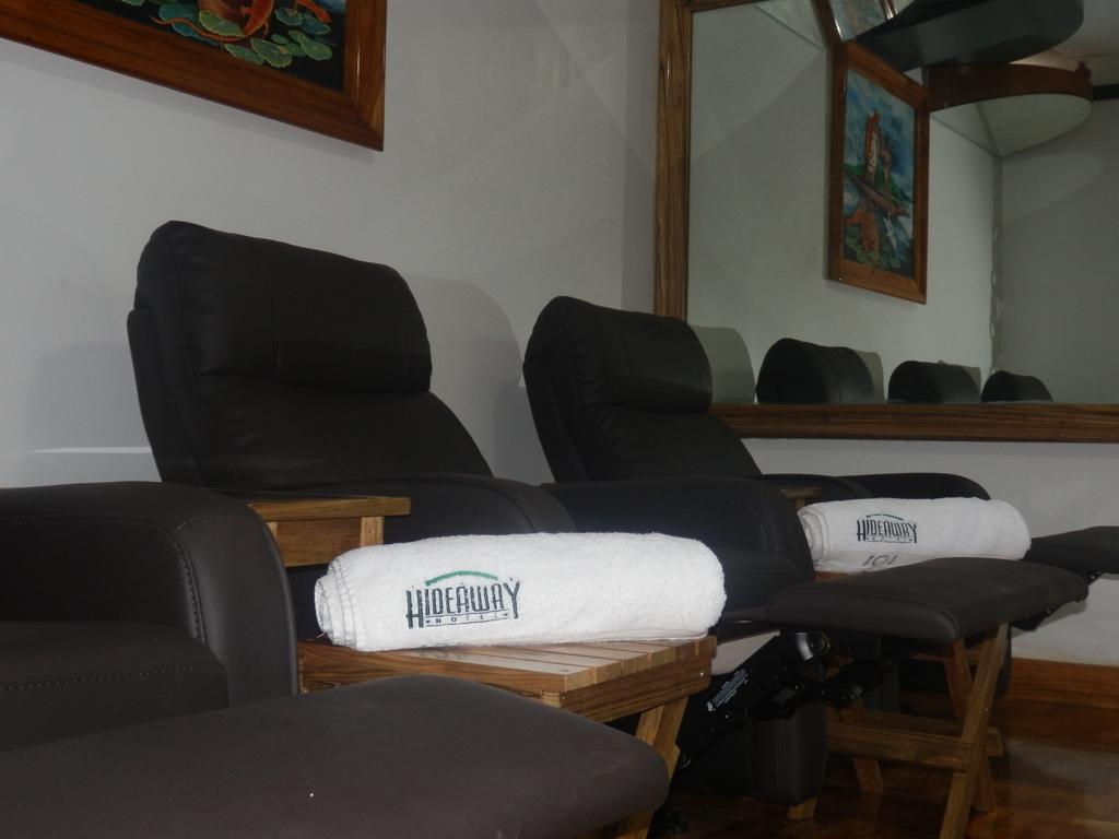 Hideaway Hotel Порт Морсби Екстериор снимка