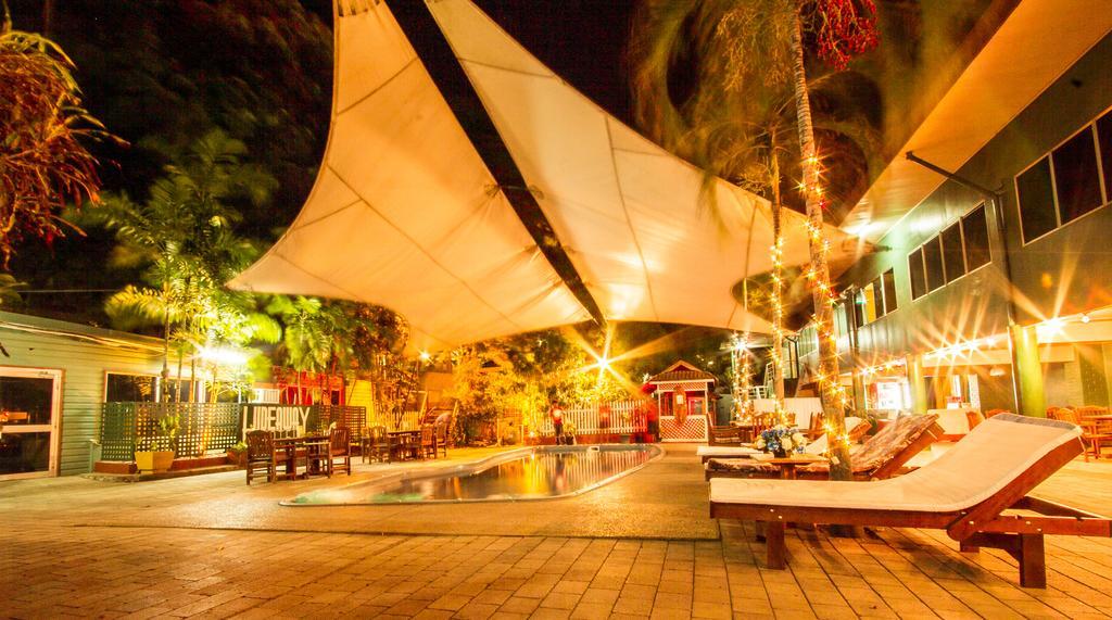 Hideaway Hotel Порт Морсби Екстериор снимка
