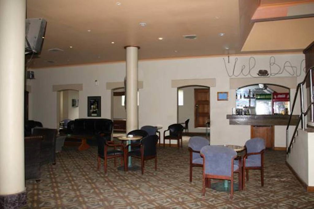 Hideaway Hotel Порт Морсби Екстериор снимка