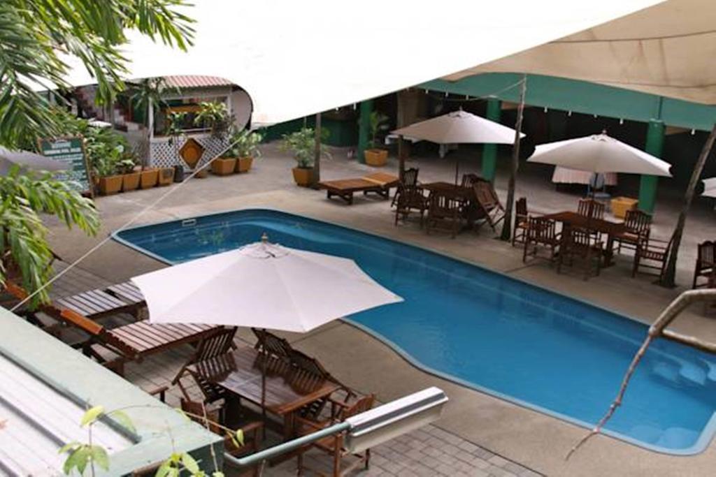 Hideaway Hotel Порт Морсби Екстериор снимка