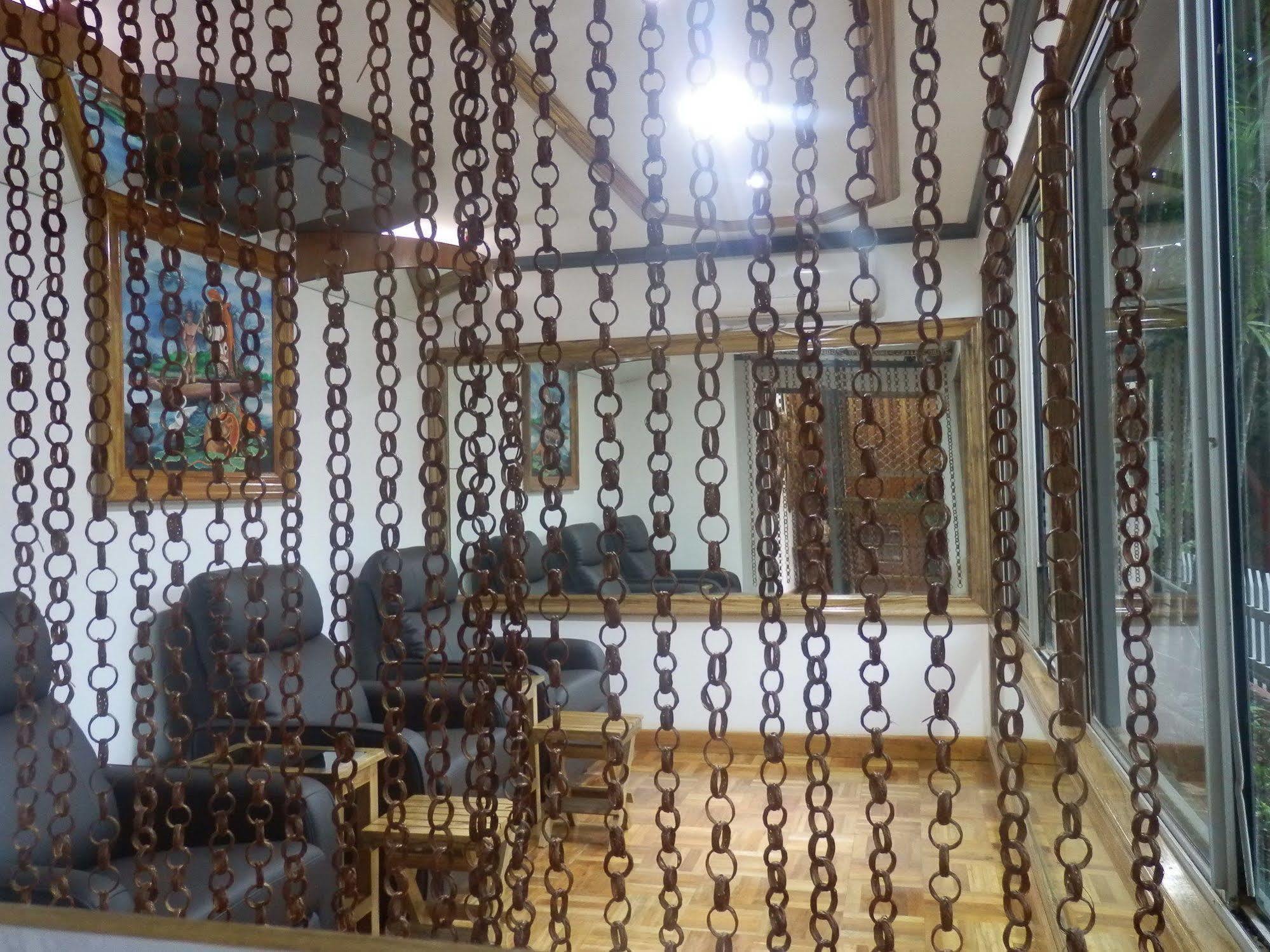 Hideaway Hotel Порт Морсби Екстериор снимка