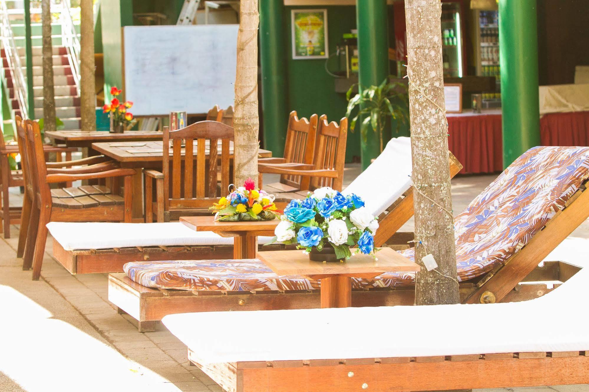 Hideaway Hotel Порт Морсби Екстериор снимка